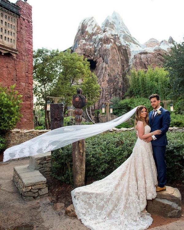 Disney Wedding Photo Shoot Ideas