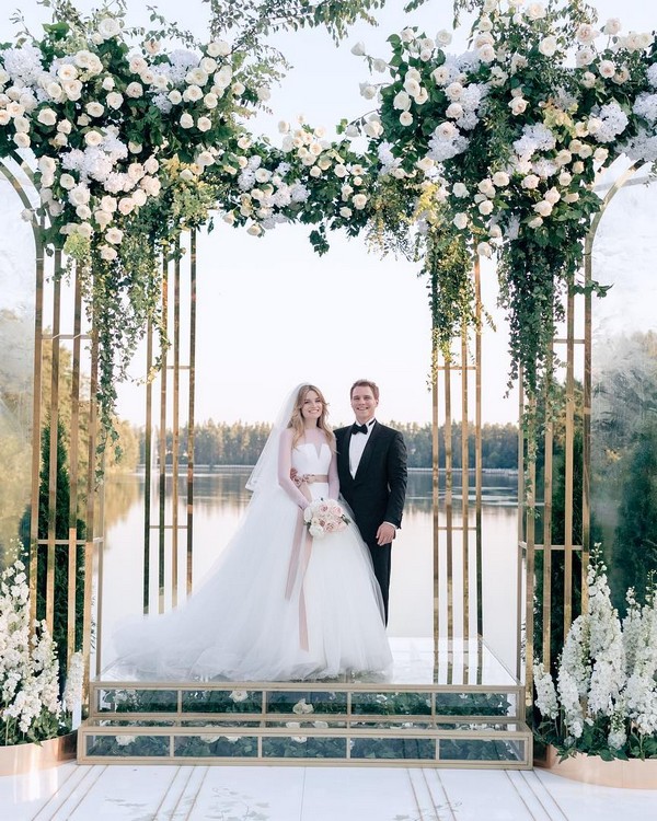 Modern Wedding Arches and Backdrops from Caramel 