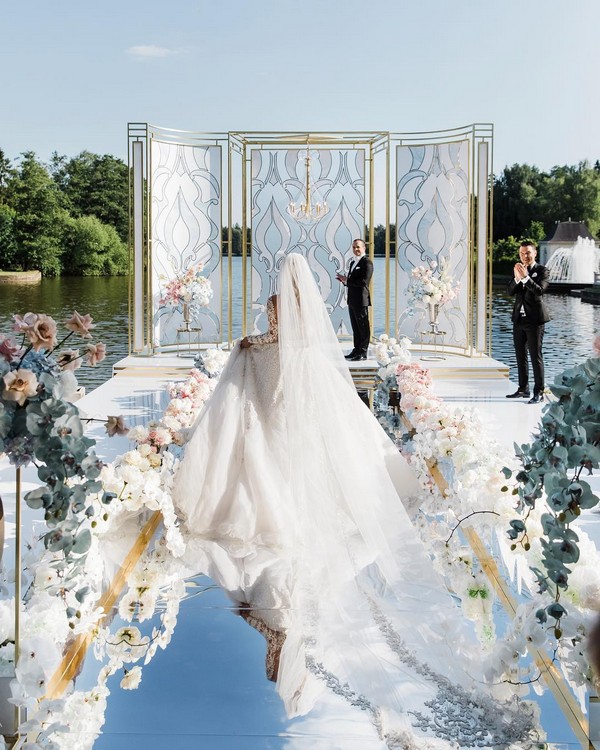 Modern Wedding Arches and Backdrops from Caramel 