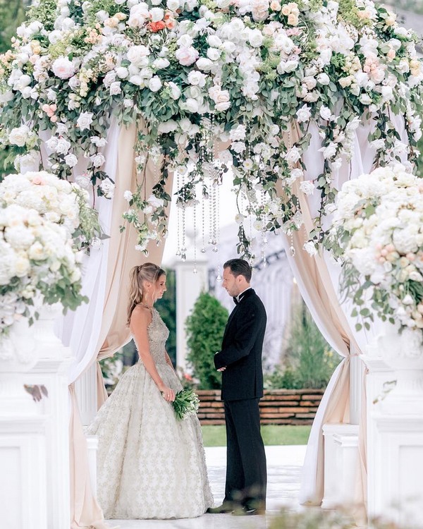 Modern Wedding Arches and Backdrops from Caramel 