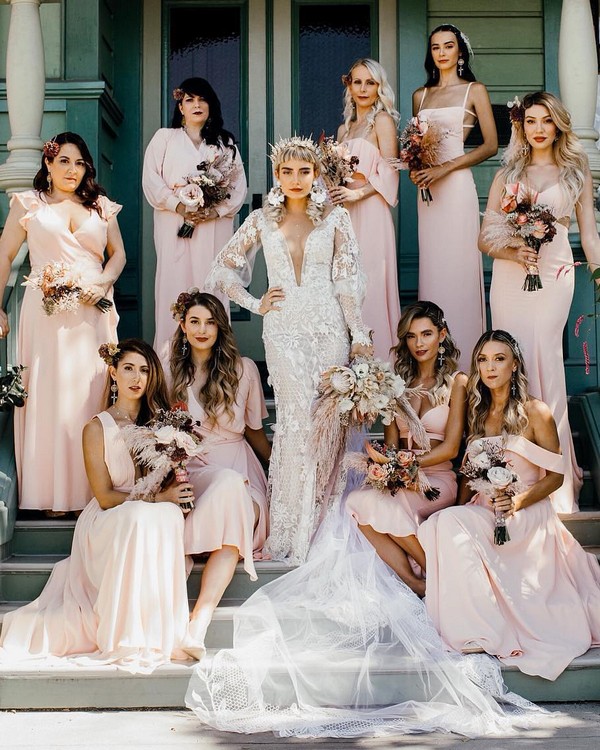 Wedding Photo Ideas For Your Bridesmaids