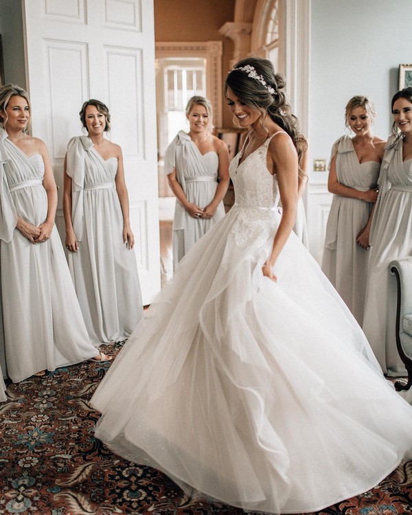 Wedding Photo Ideas For Your Bridesmaids