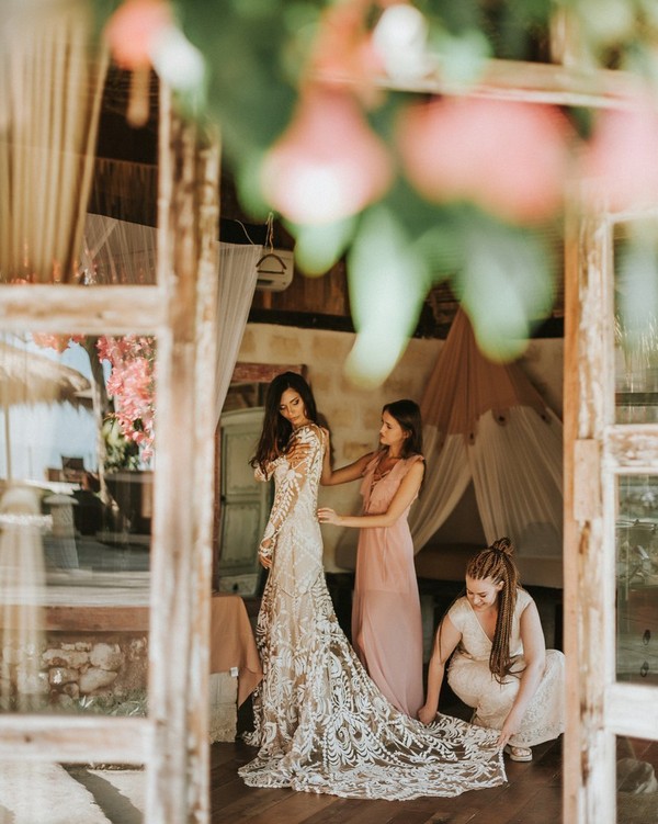 Wedding Photo Ideas For Your Bridesmaids