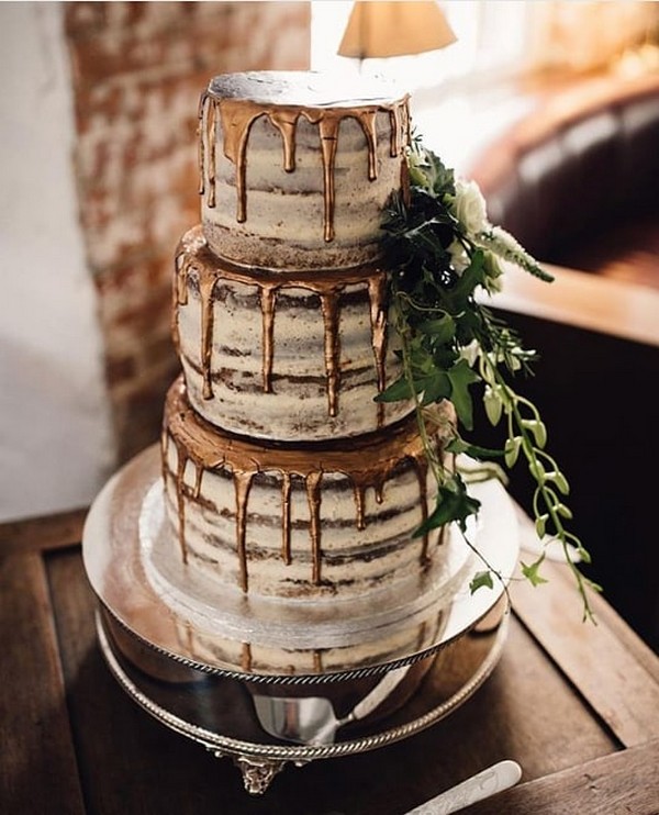 Rustic drip naked wedding cake 3