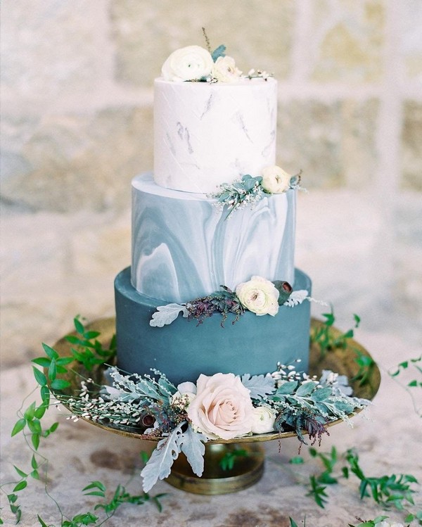 blue shade watercolor wedding cake 2