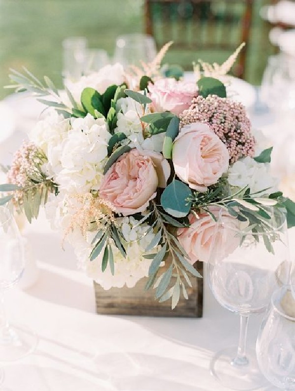 blush and greenery wedding centerpiece