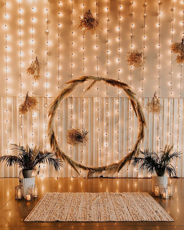 boho indoor pampas grass wedding backdrop18