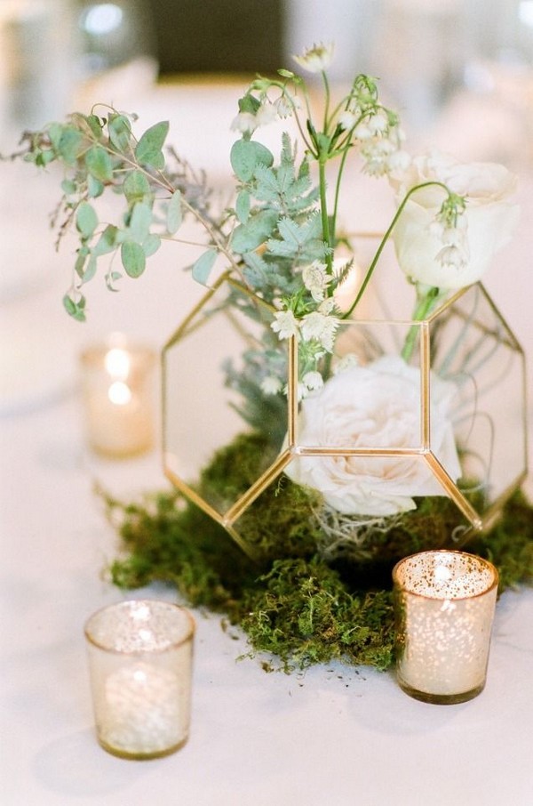 modern chic wedding centerpiece