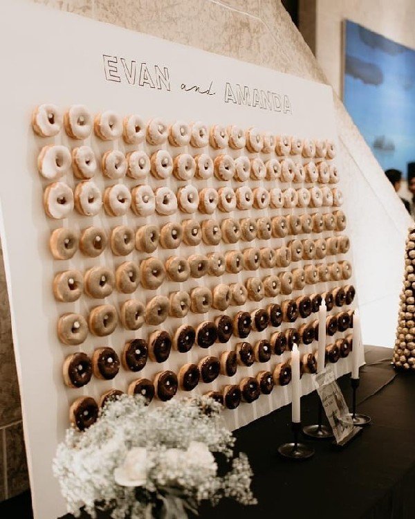 rustic country wedding donut wall