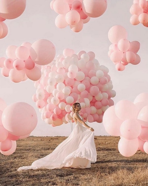 blush pink balloon wedding photo17