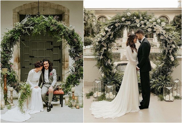 greenery wedding circle moon gate arbor