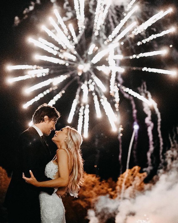 sparkler photo ideas tips