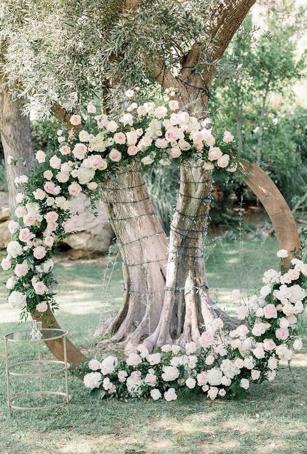 wedding floral moon gates white moon arch lucasrossiphoto