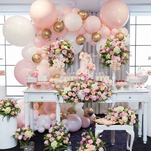 pink balloons wedding reception bar 20