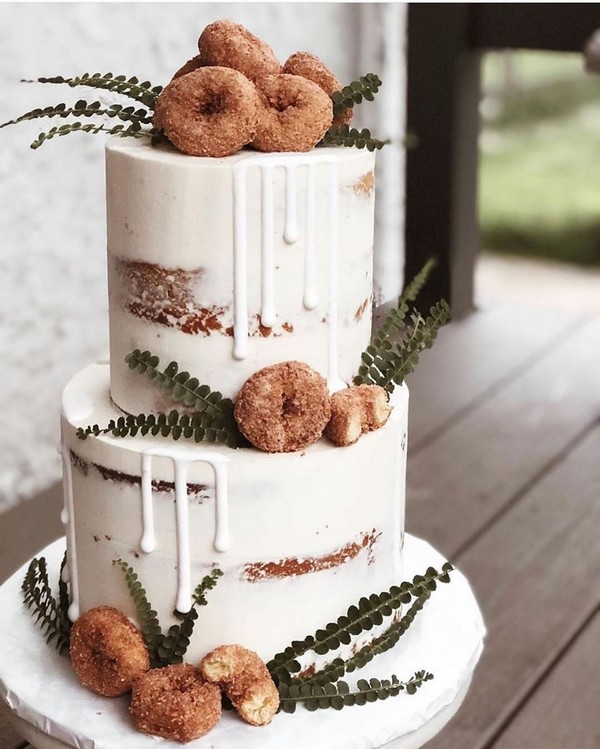 rustic country donut wedding cake10