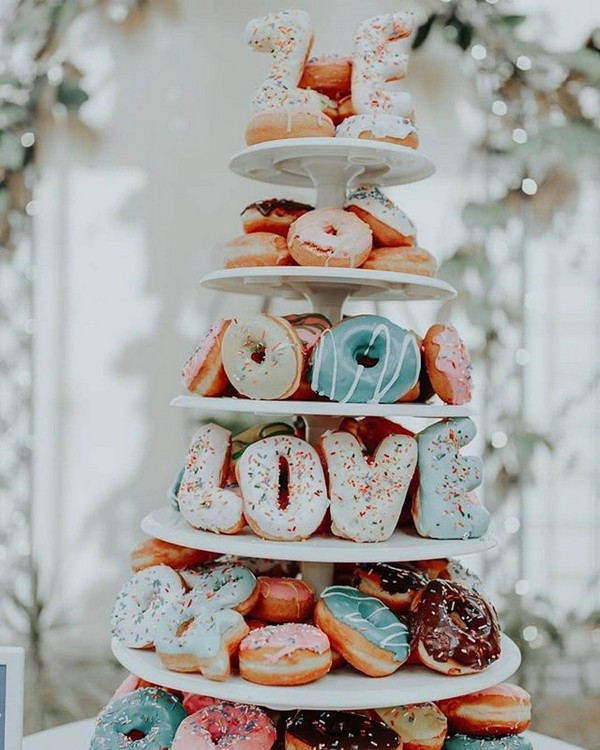 rustic country donut wedding cake8