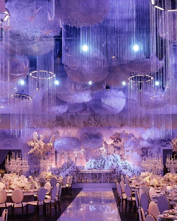 Luxury wedding ceremony and reception decor ideas