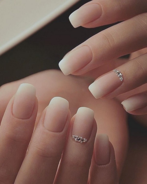 Best Wedding Nail Art Ideas for a Bridal Manicure in 2020 - JJ's House