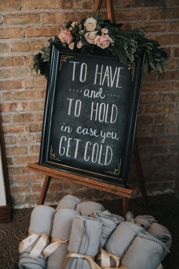 blankets wedding favor idea for a cozy winter wedding