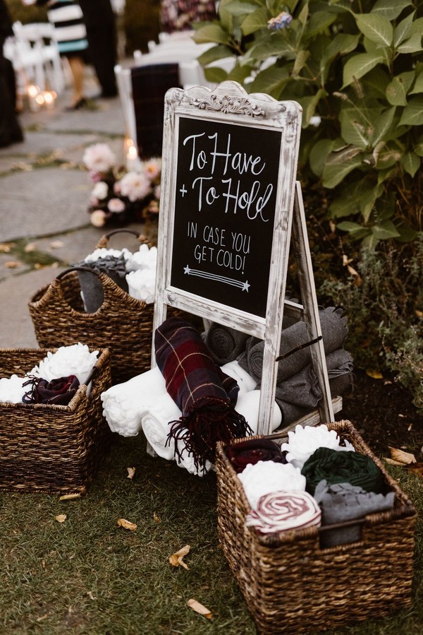 plum and burgundy blankets wedding favor ideas