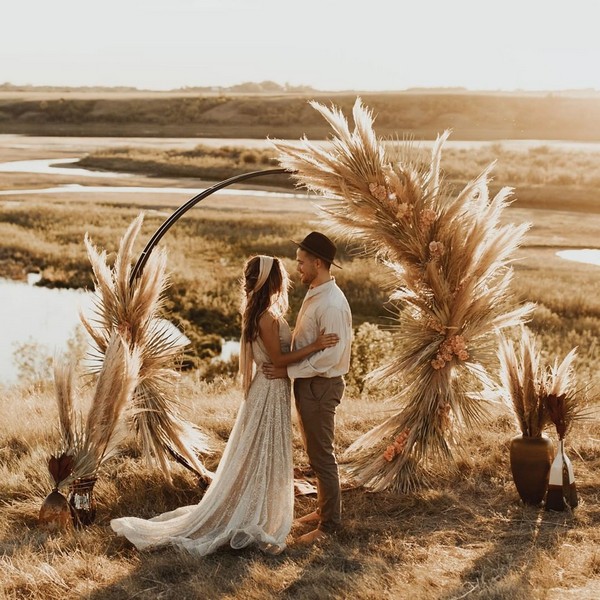 rustic fall bohemia pampas grass circle wedding backdrop