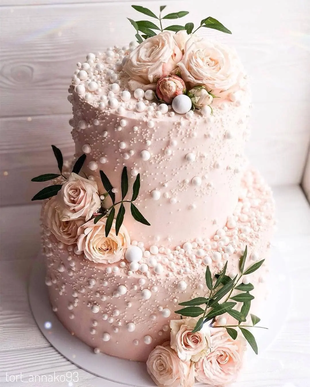 pink pearl wedding cake