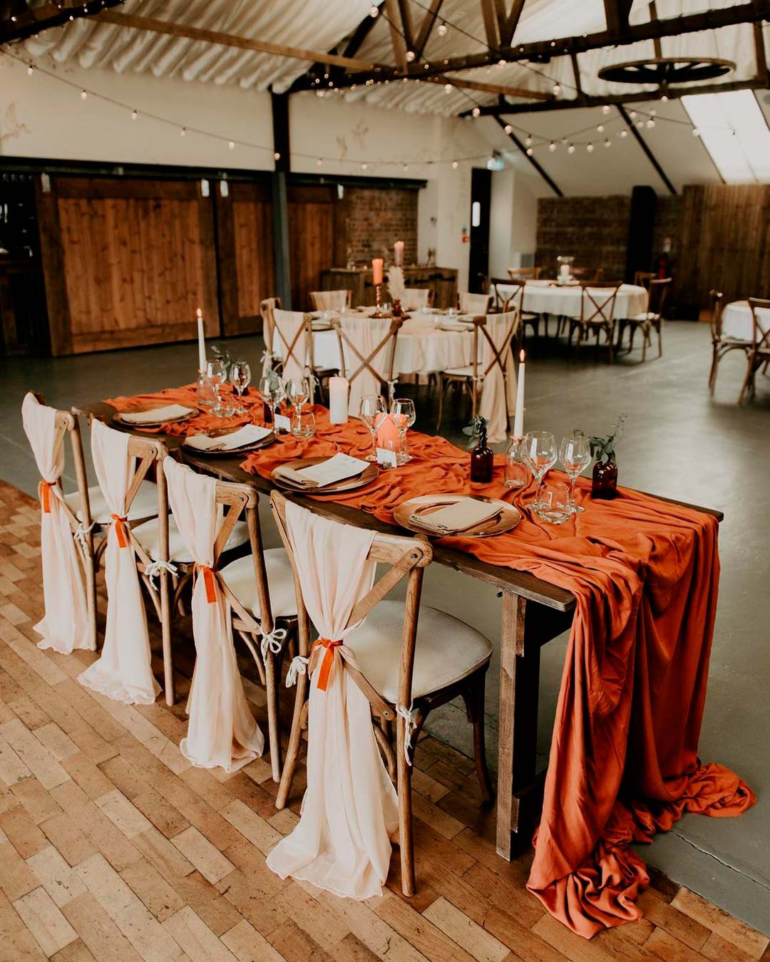 wedding trends rust wedding table decor