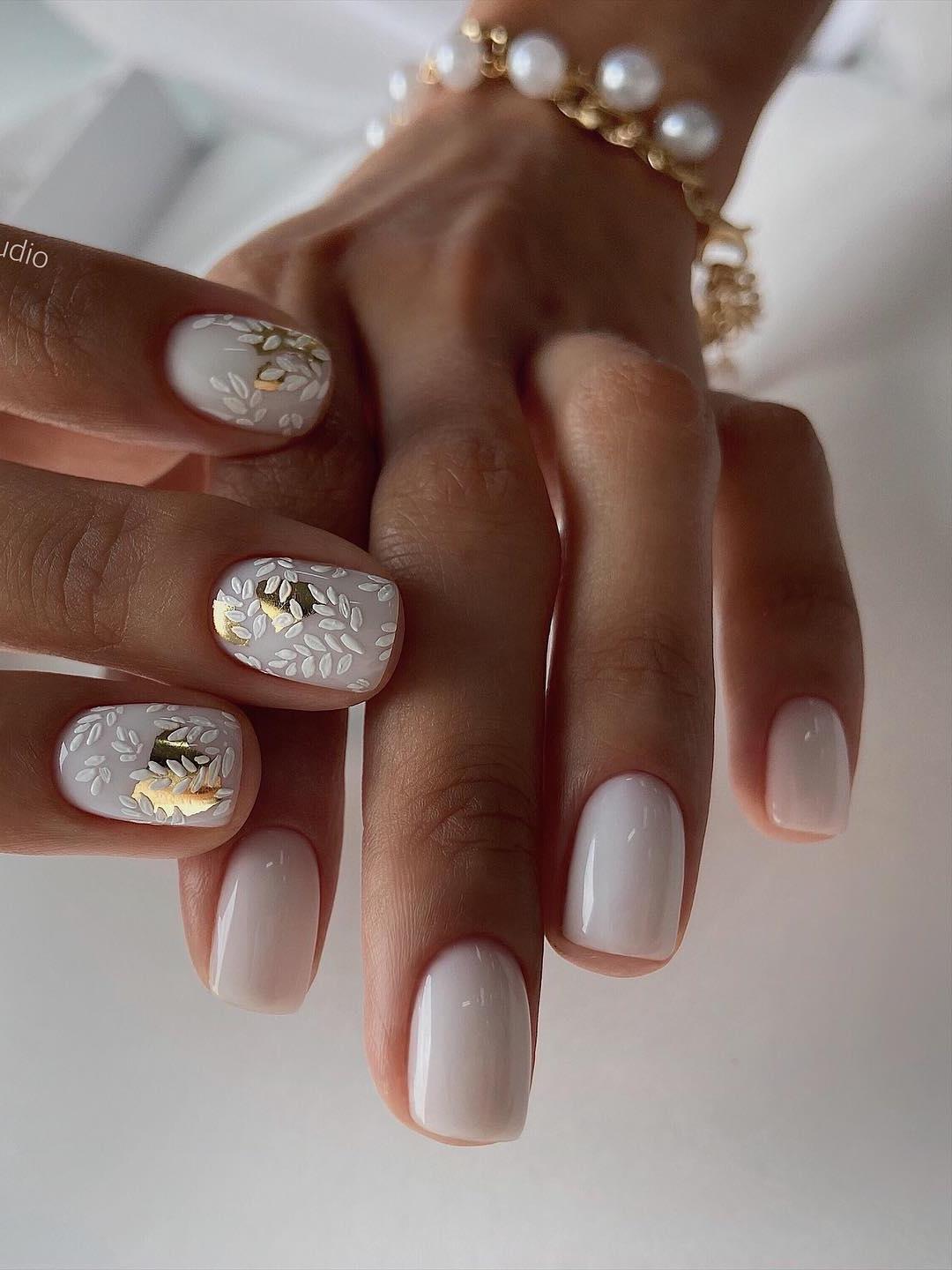 49 Pretty Wedding Nails Ideas For Every Bride, From Frenchies To Dinky  Details | Glamour UK