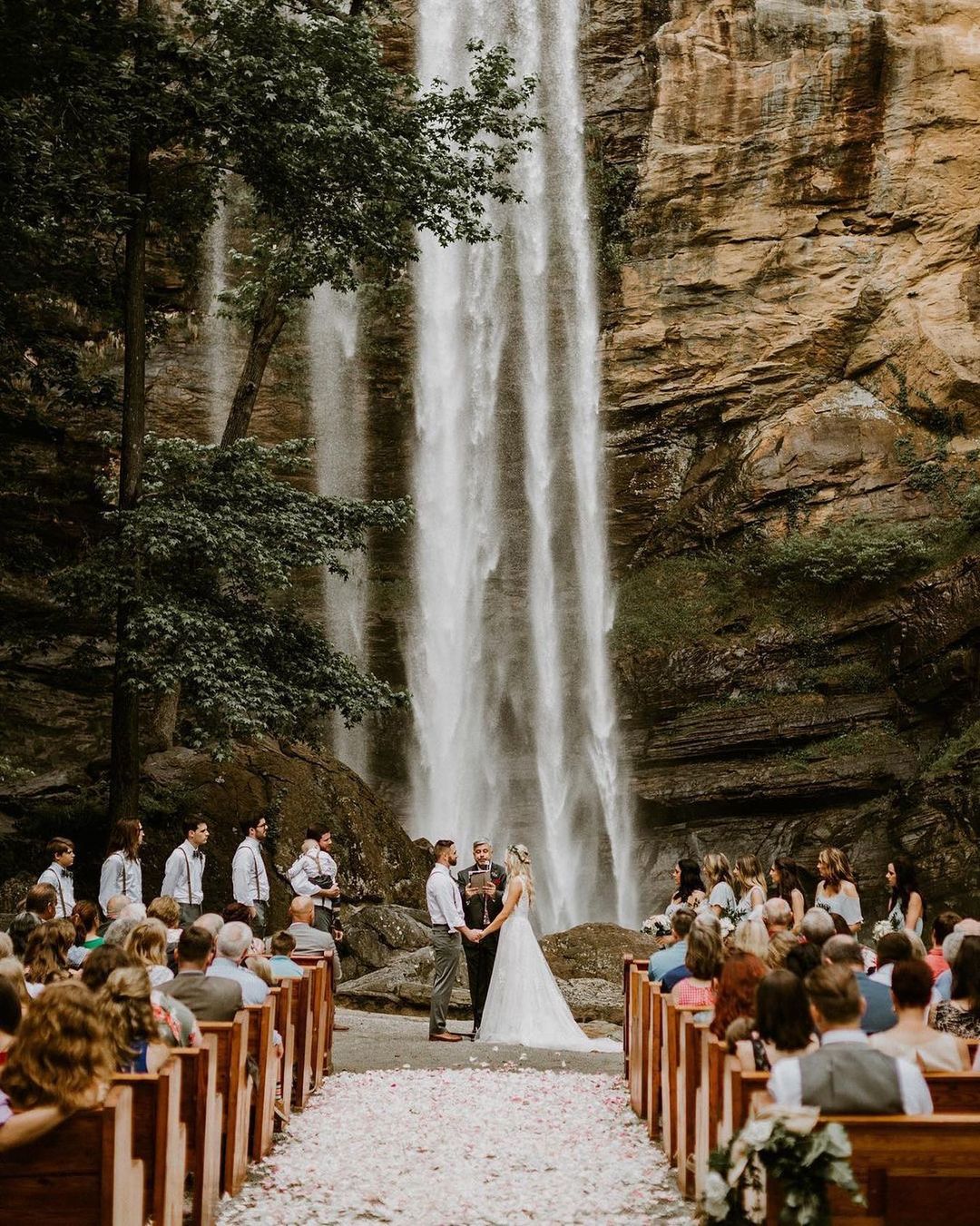 outdoor wedding ceremony