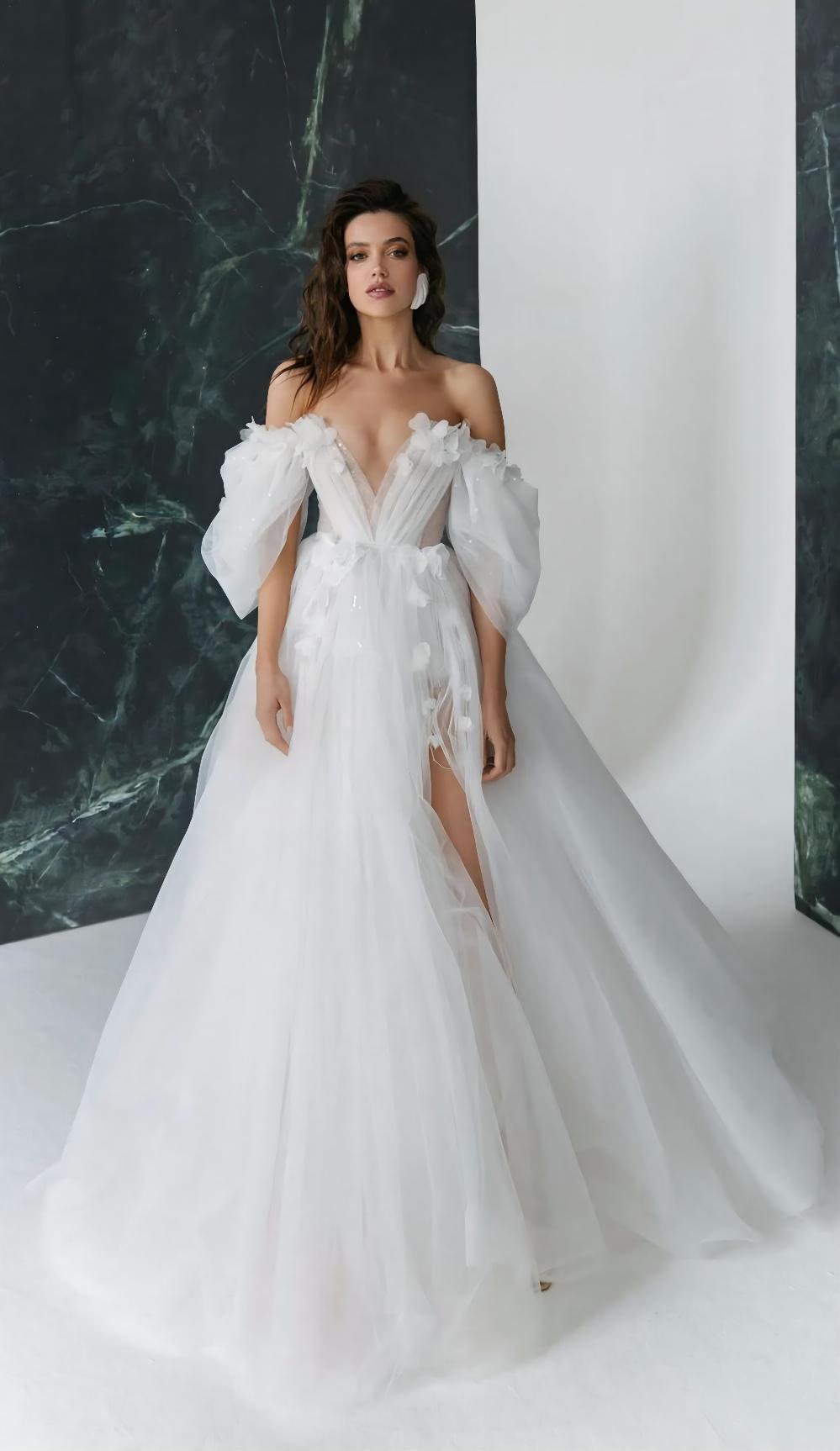 A-line wedding dress Melissa with deep V neck and off the shoulders sleeves