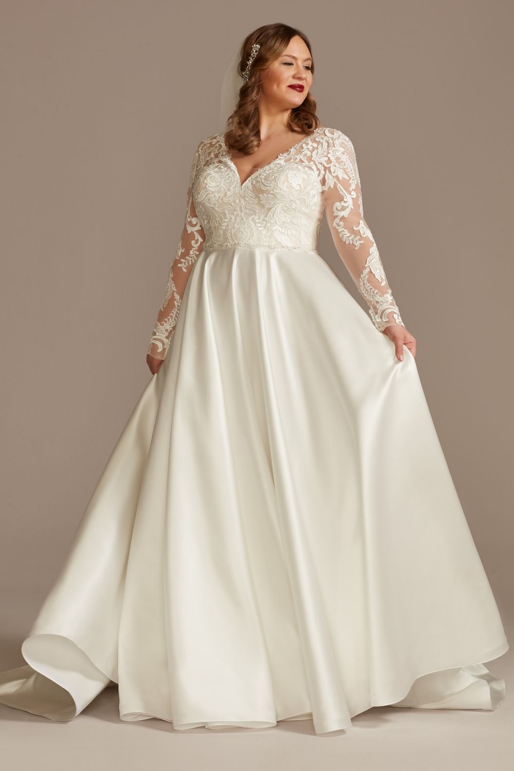 Long Sleeve Satin Plus Size Applique Wedding Dress