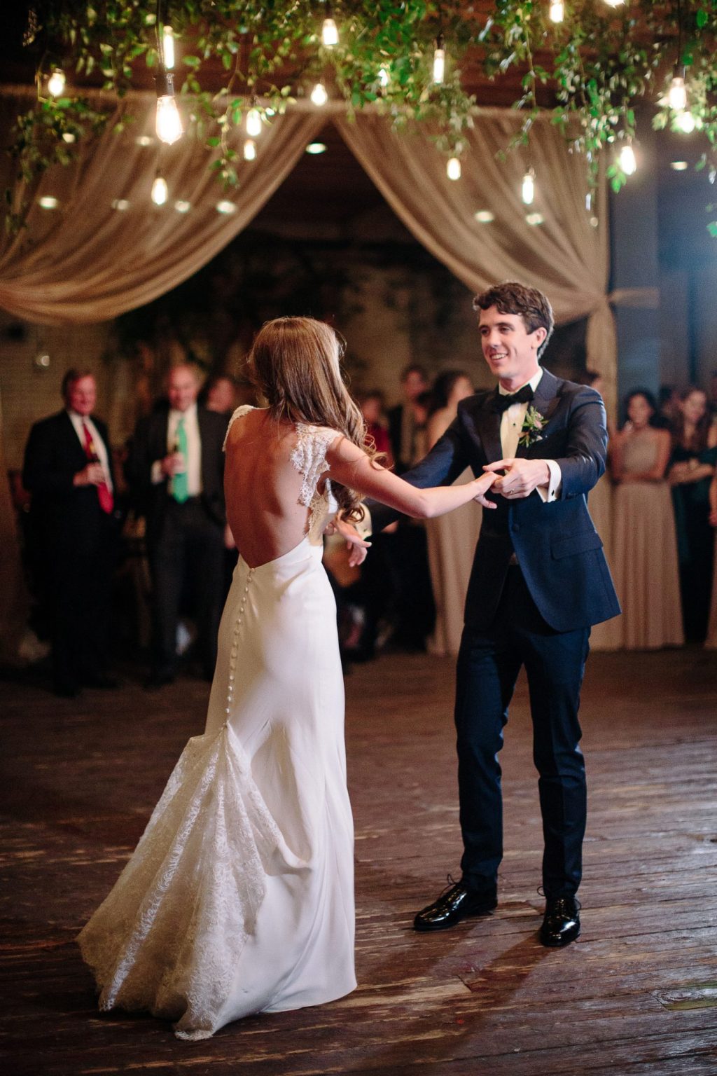 60+ Best Upbeat Love Songs for Wedding 2024 🎵 ️
