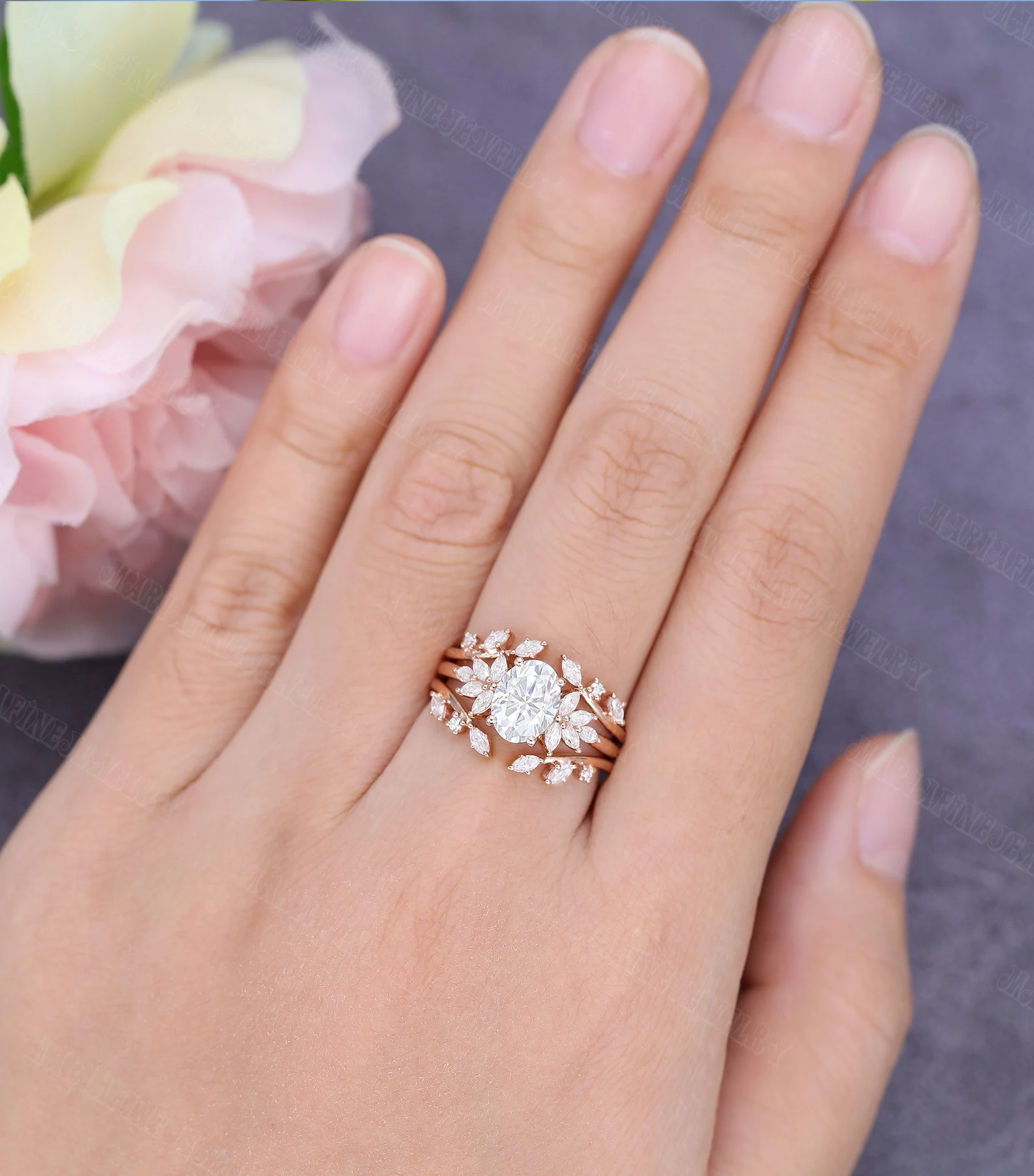 vintage oval cut moissanite engagement ring set