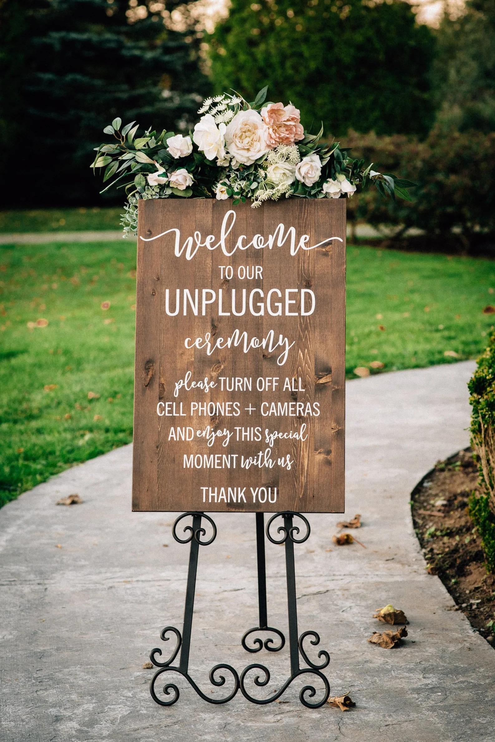 Welcome to our unplugged wedding sign