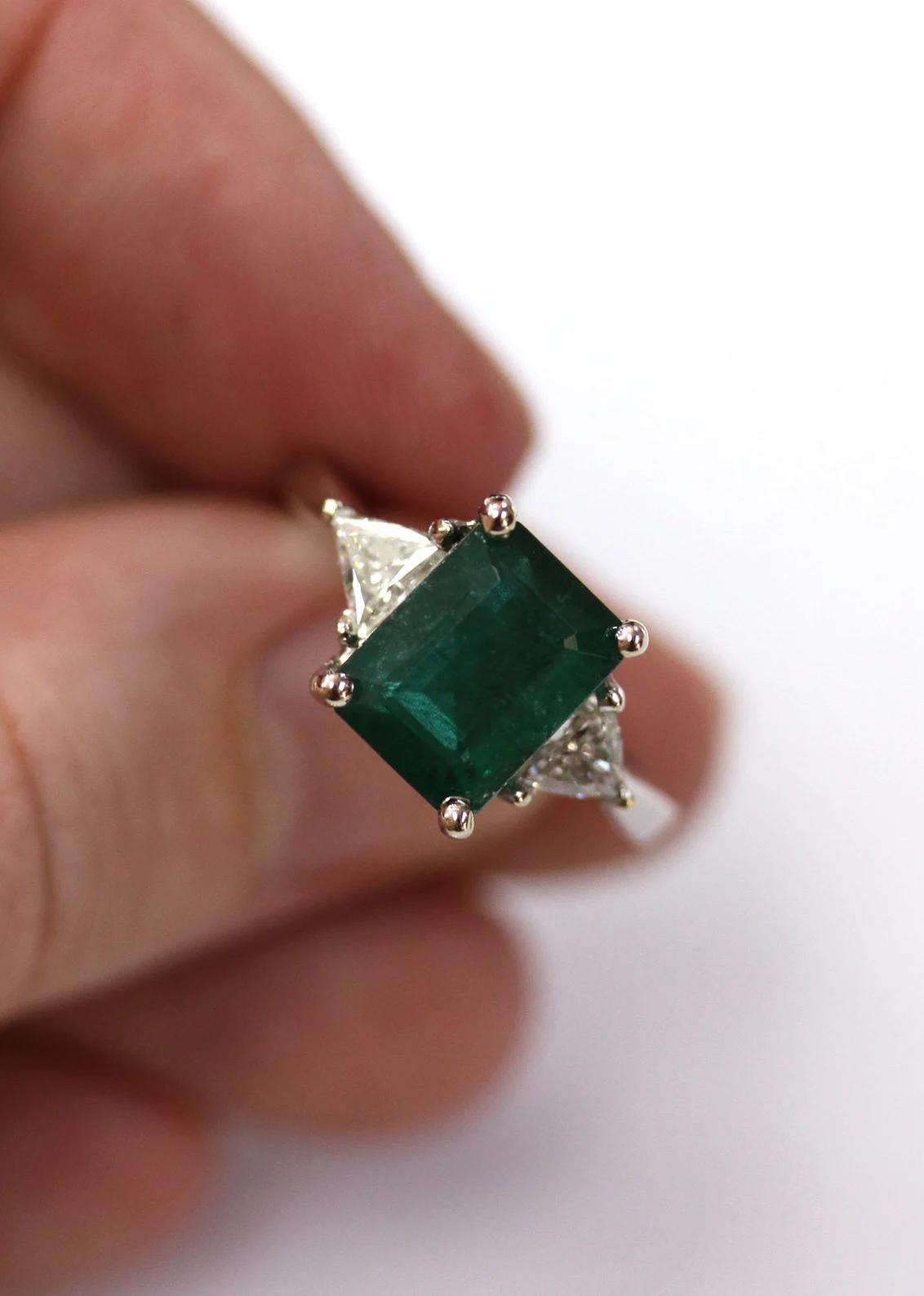 Natural Tree Stones Green Emerald Diamond Engagement Ring