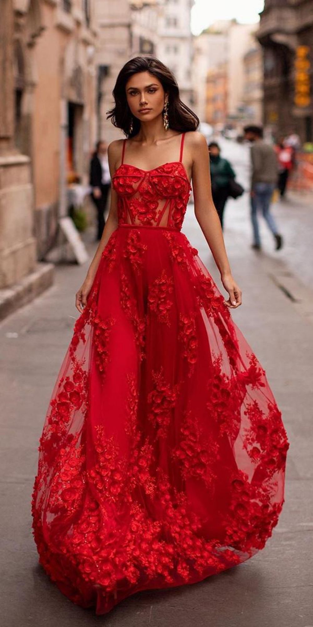 blood red wedding dresses a line with spaghetti straps floral appliques