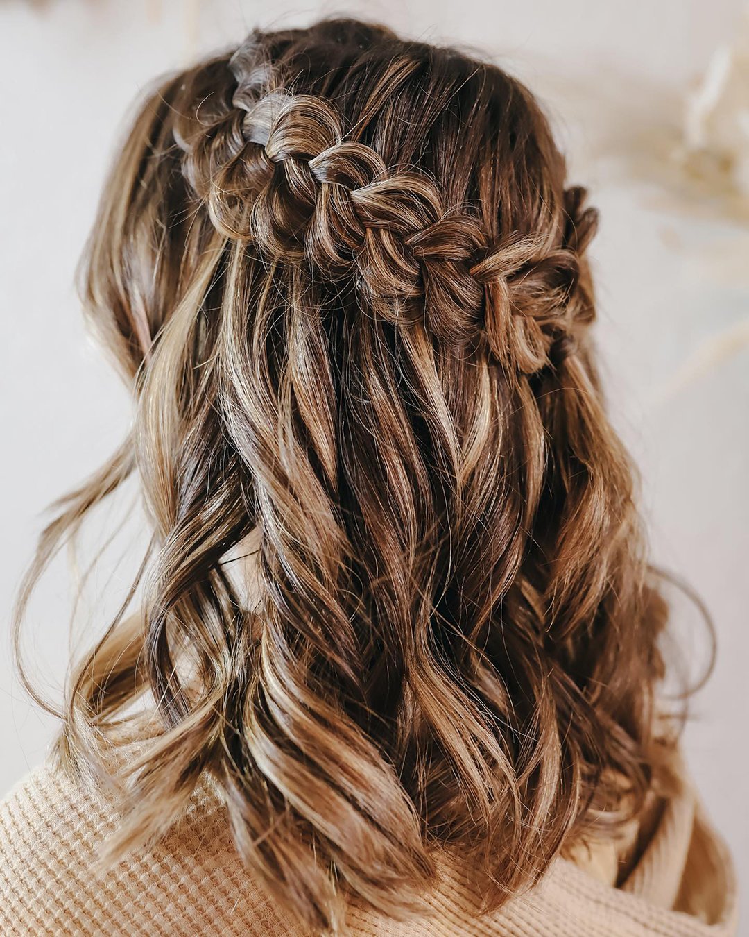 bridesmaid hairstyles curly half up half down with braids