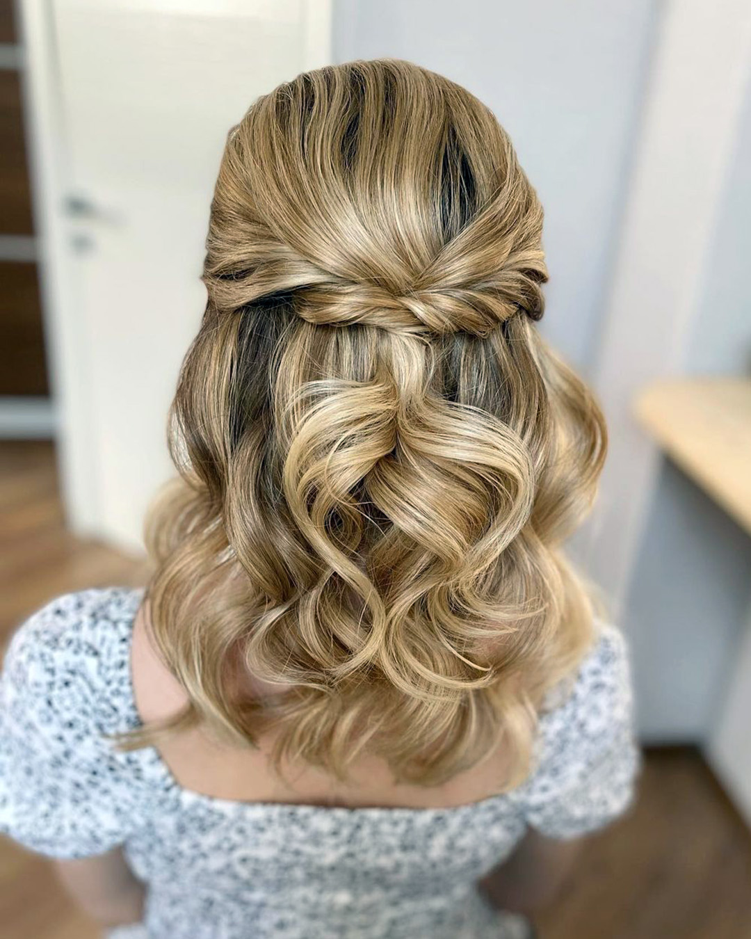 bridesmaid hairstyles medium hair curly half up