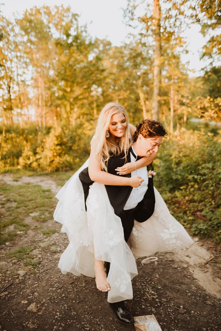 piggy back ride wedding photo ideas