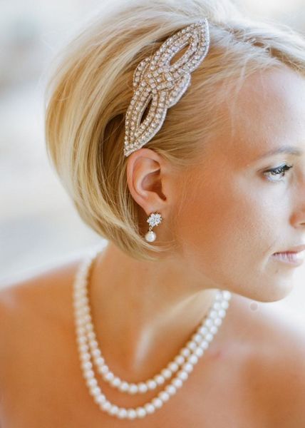 2023 Best Wedding Hairstyles for Short Hair [with Tips]