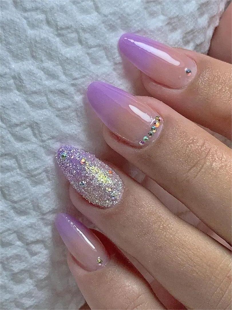 purple glitter ombre bridal nail idea