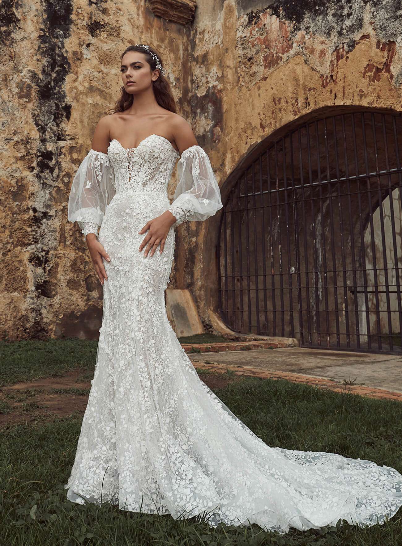 Sheath Silhouette Lace Mermaid Wedding Dress with Removable Puff Sleeves