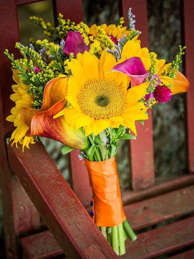 sunflower and lily wedding bouquet