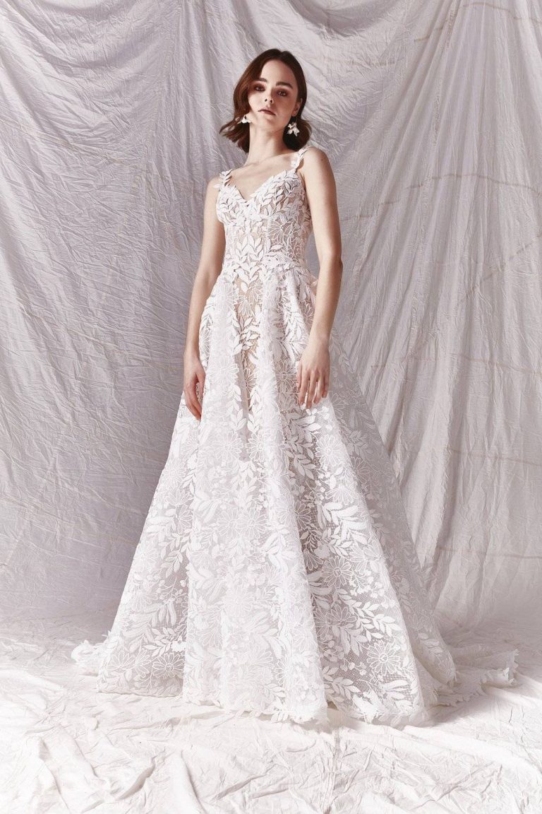 35 Floral Wedding Dresses: Blossoming Trend in Bridal Fashion 2023