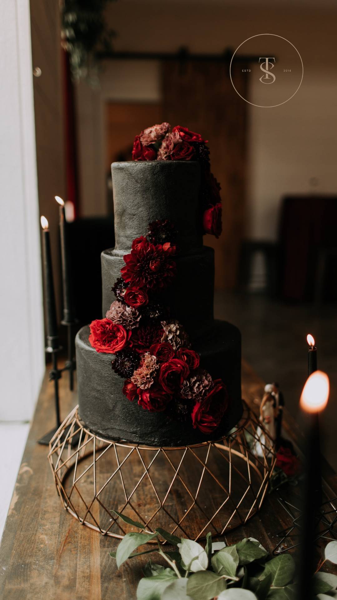 Black and red wedding cake