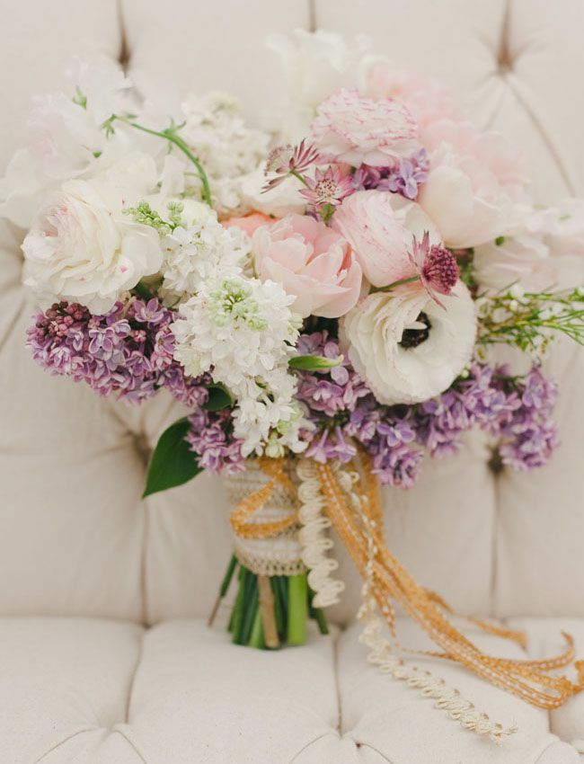 blush and lavender wedding bouqurt