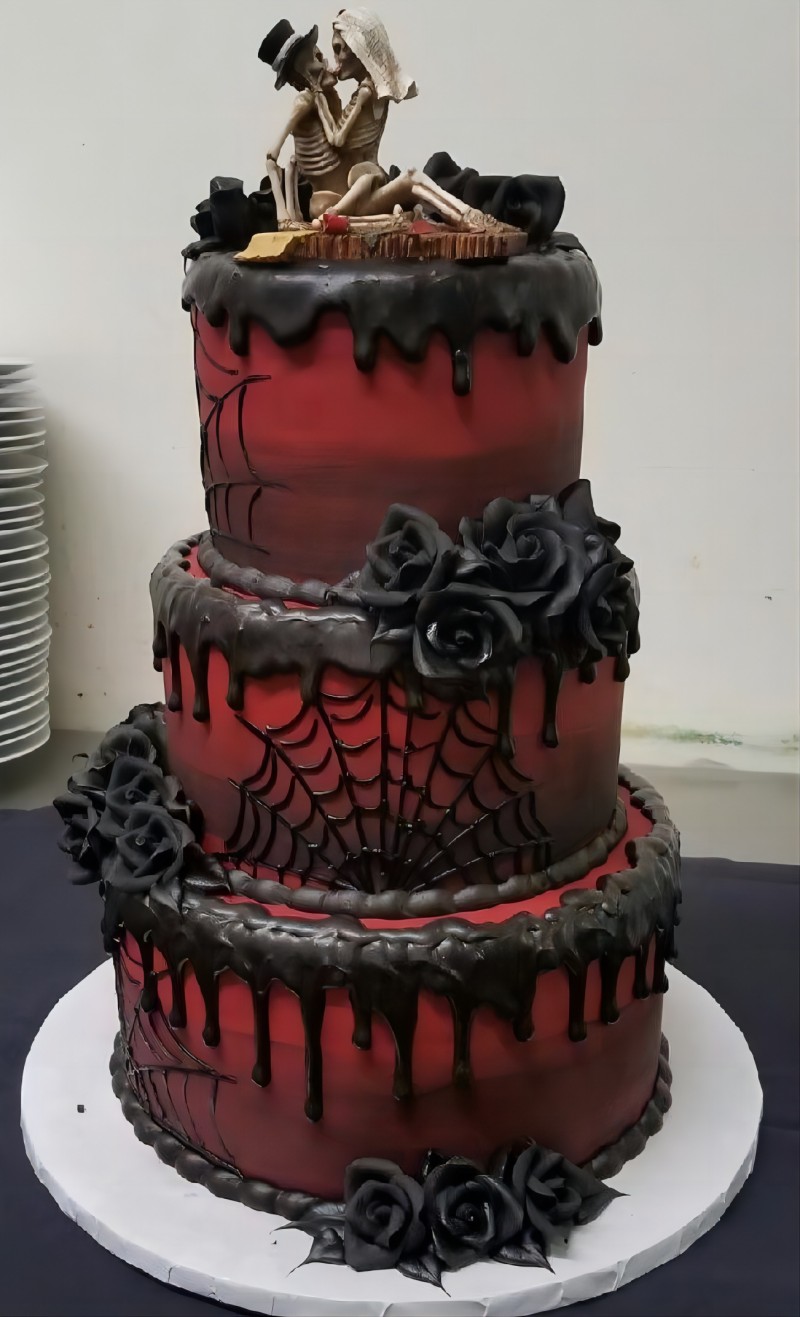 black and red halloween themed wedding cake