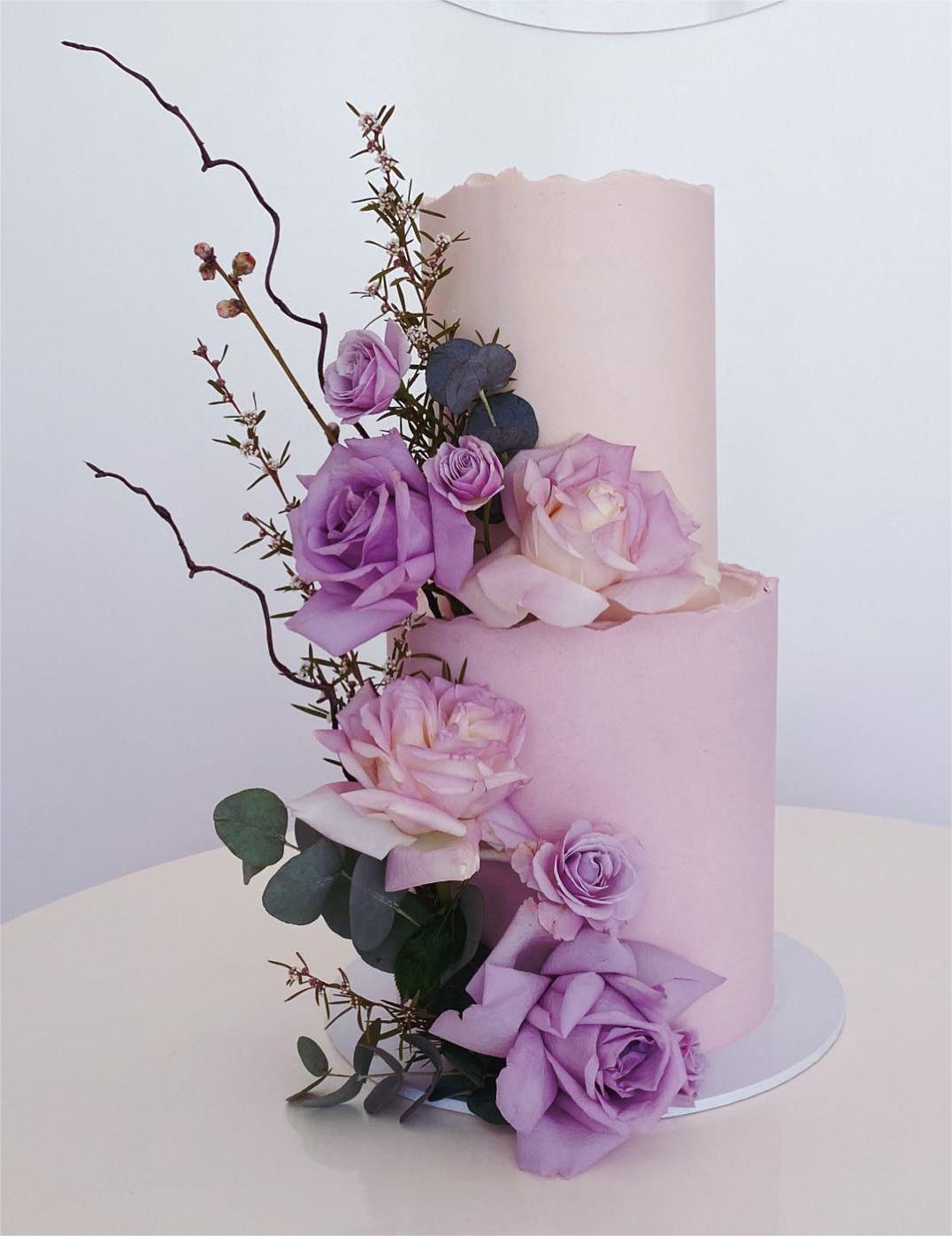 mauve weding cake with lilac flowers via petalandpeach.bakery