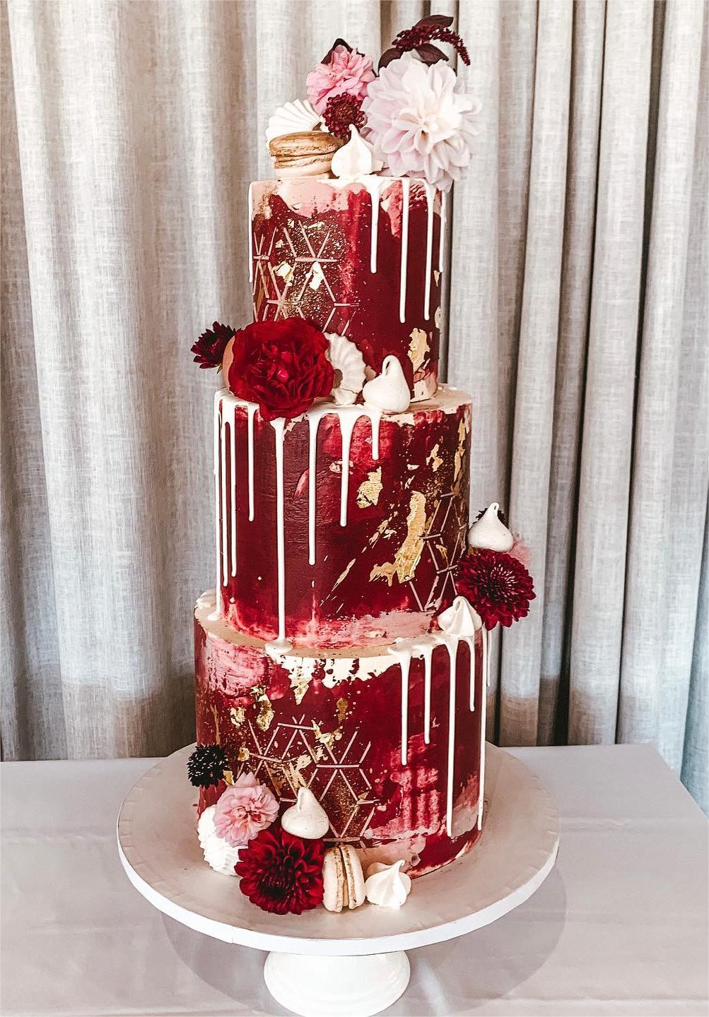 modern three tier geo red velevt wedding cake