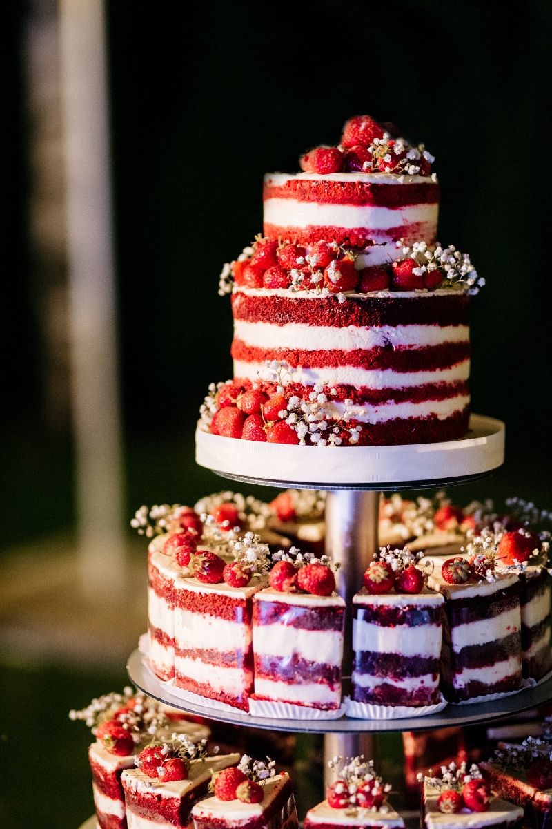 red velevt wedding cake tower